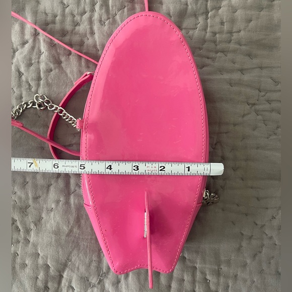 Betsey Johnson Surfs Up Pink Surfboard Crossbody Bag Zippered Silver Tropical - Picture 9 of 9